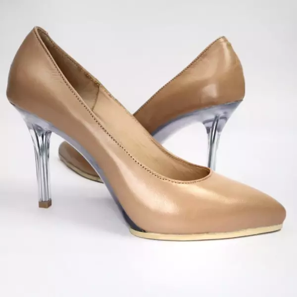 Nude Elegance