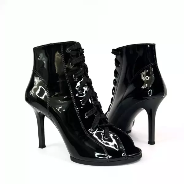 Black Gloss