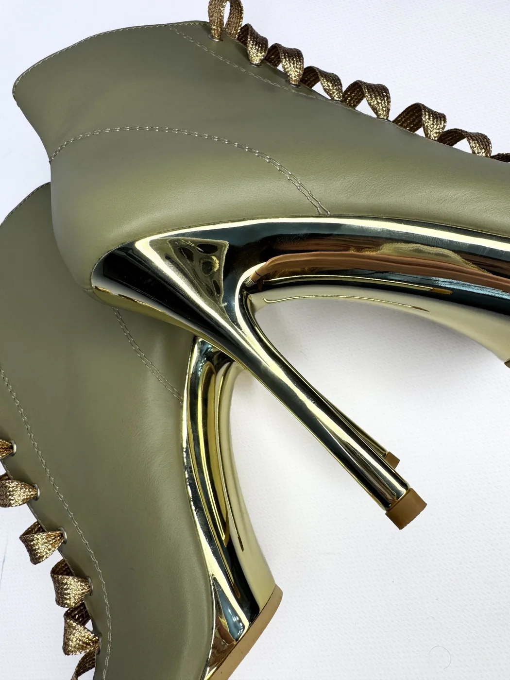 Olive Gold — хилсы Super Heels